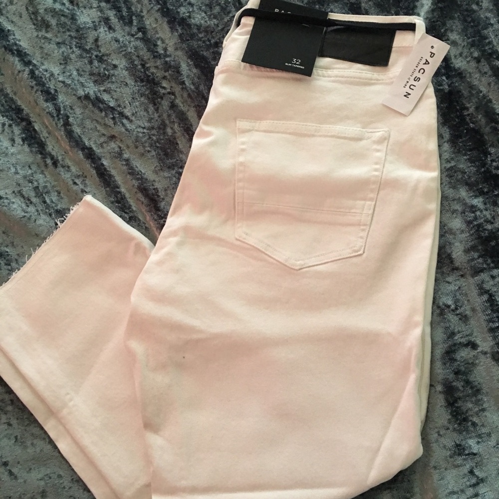 PacSun white cropped, tapered jeans.